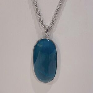 White House Black Market necklace